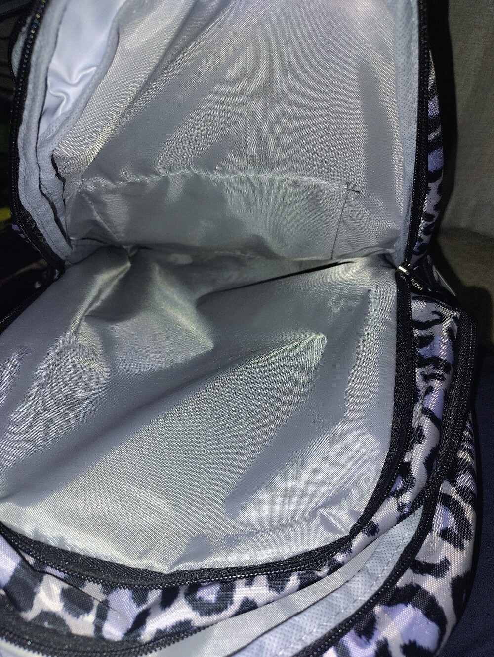 NWT Eastsport Laptop Backpack - Purple, Black, Gray Leopard Print - Picture 14 of 15